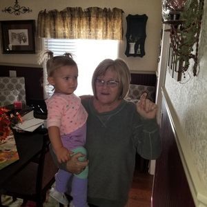 Meet your Posher, Caroline